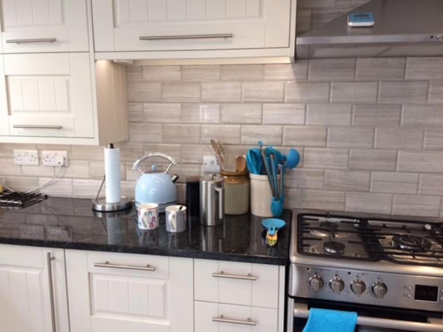 River Road, Littlehampton, Executive Apartment 外观 照片