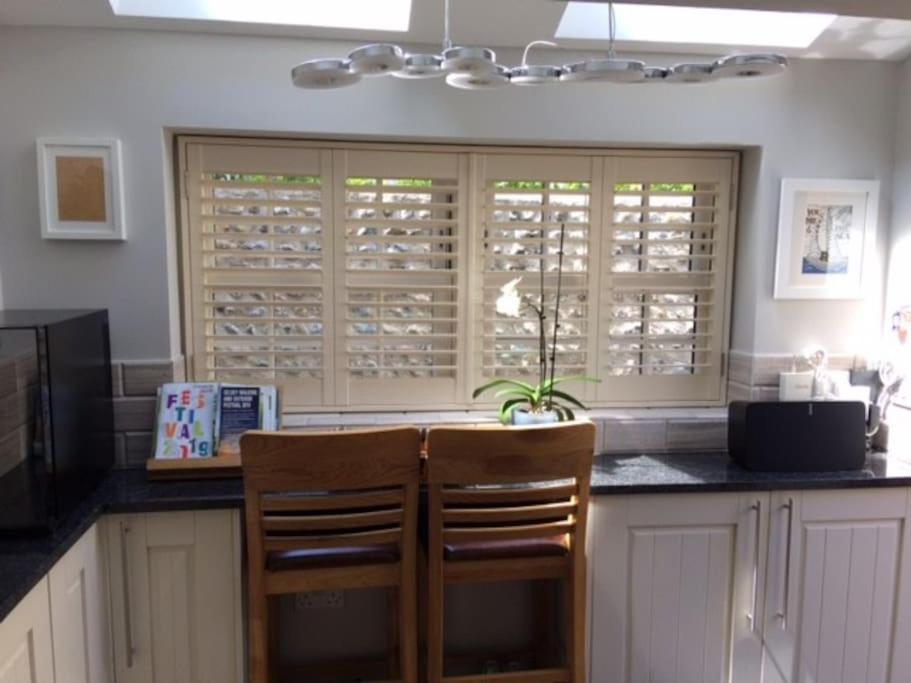 River Road, Littlehampton, Executive Apartment 外观 照片